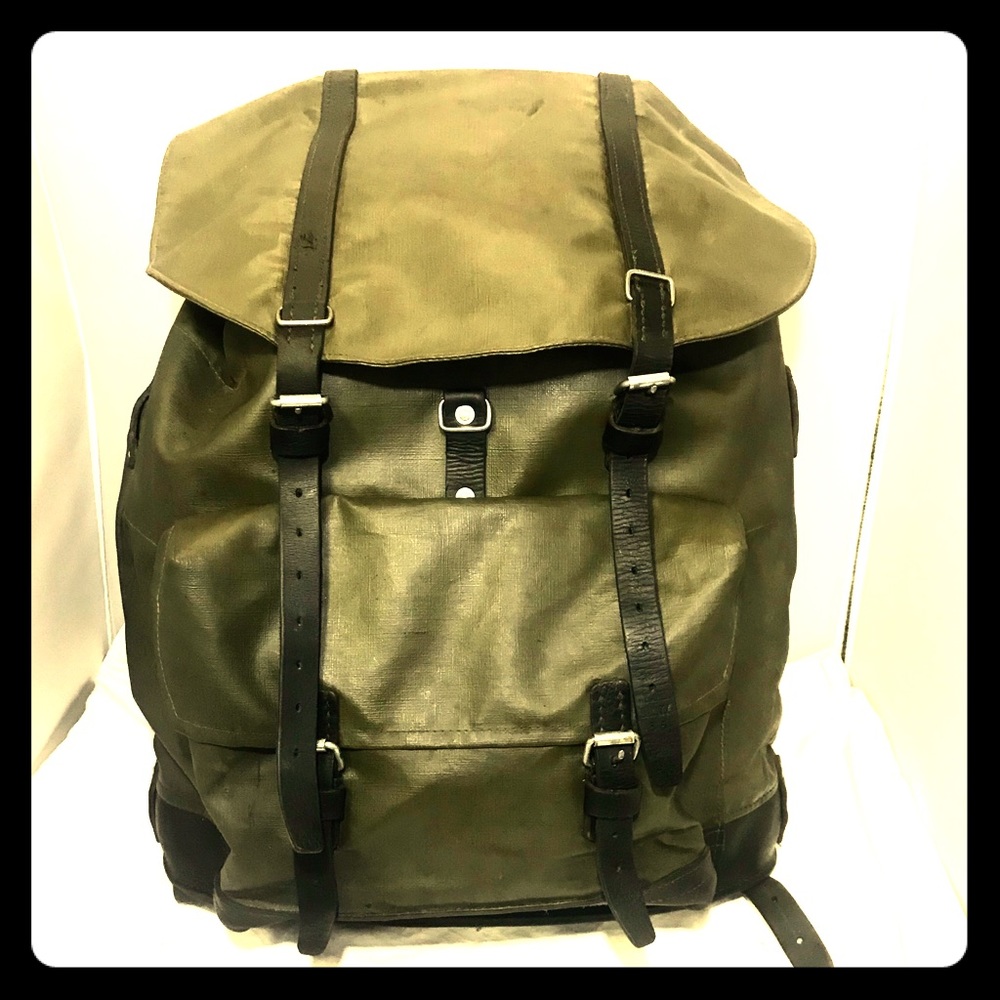 Vintage Authentic Swiss Military Leather Backpack